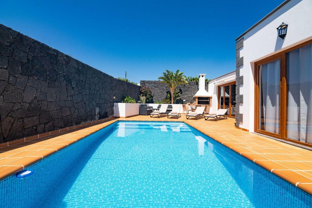 Villa Feel Tías Екстериор снимка